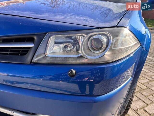 Синий Рено Меган, объемом двигателя 1.6 л и пробегом 206 тыс. км за 6200 $, фото 14 на Automoto.ua