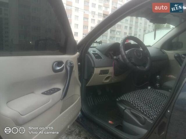 Синий Рено Меган, объемом двигателя 1.5 л и пробегом 280 тыс. км за 5400 $, фото 9 на Automoto.ua