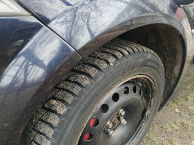 Синий Рено Меган, объемом двигателя 1.5 л и пробегом 390 тыс. км за 4800 $, фото 2 на Automoto.ua