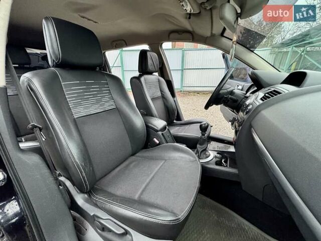 Синий Рено Меган, объемом двигателя 1.46 л и пробегом 392 тыс. км за 4799 $, фото 30 на Automoto.ua