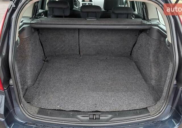 Синий Рено Меган, объемом двигателя 1.5 л и пробегом 244 тыс. км за 4900 $, фото 13 на Automoto.ua