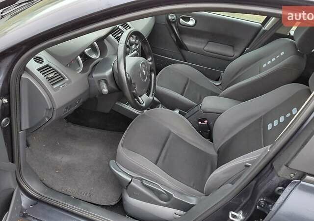 Синий Рено Меган, объемом двигателя 1.5 л и пробегом 244 тыс. км за 4900 $, фото 15 на Automoto.ua