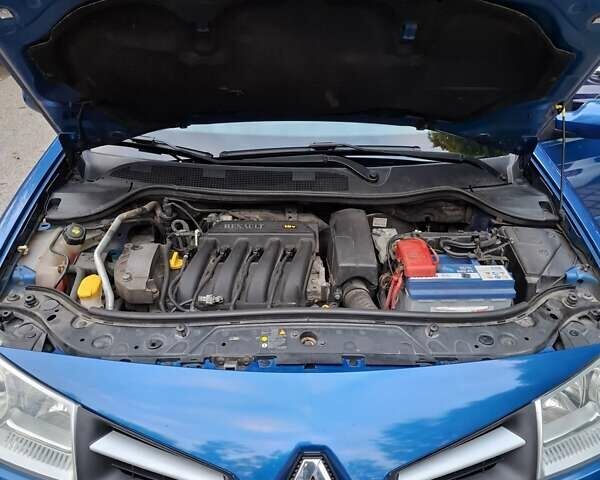 Синий Рено Меган, объемом двигателя 1.6 л и пробегом 228 тыс. км за 5500 $, фото 34 на Automoto.ua