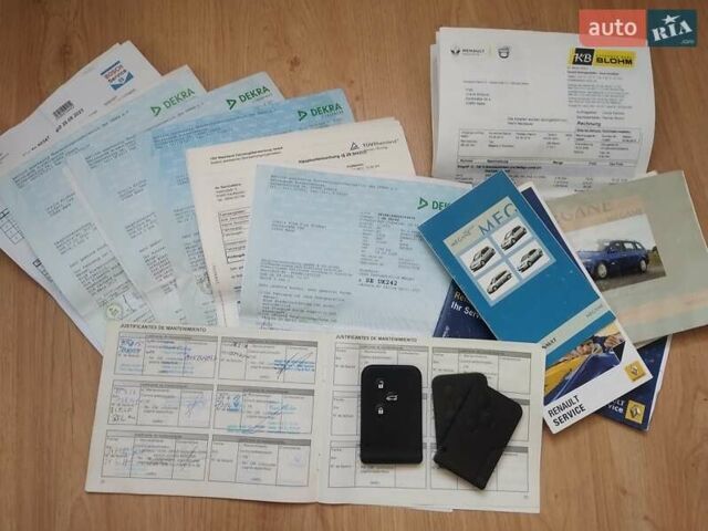 Синий Рено Меган, объемом двигателя 1.6 л и пробегом 266 тыс. км за 5800 $, фото 27 на Automoto.ua