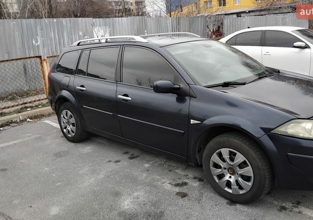 Синій Рено Меган, об'ємом двигуна 1.46 л та пробігом 383 тис. км за 5550 $, фото 2 на Automoto.ua