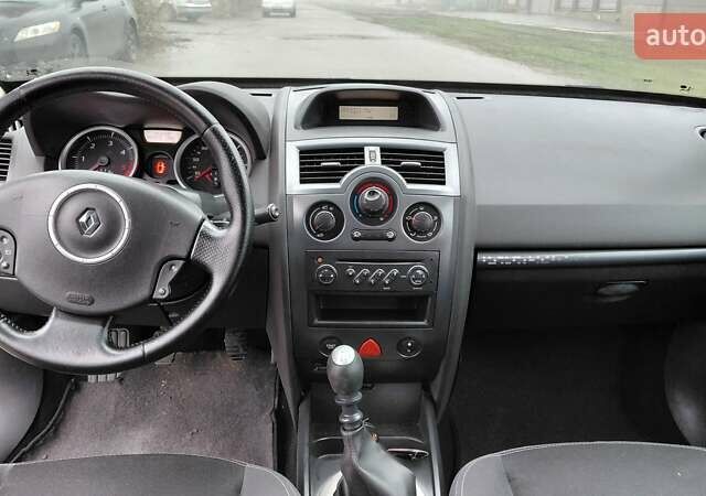 Синий Рено Меган, объемом двигателя 1.5 л и пробегом 244 тыс. км за 4900 $, фото 22 на Automoto.ua