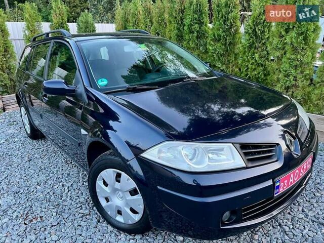 Синий Рено Меган, объемом двигателя 1.6 л и пробегом 212 тыс. км за 5600 $, фото 161 на Automoto.ua