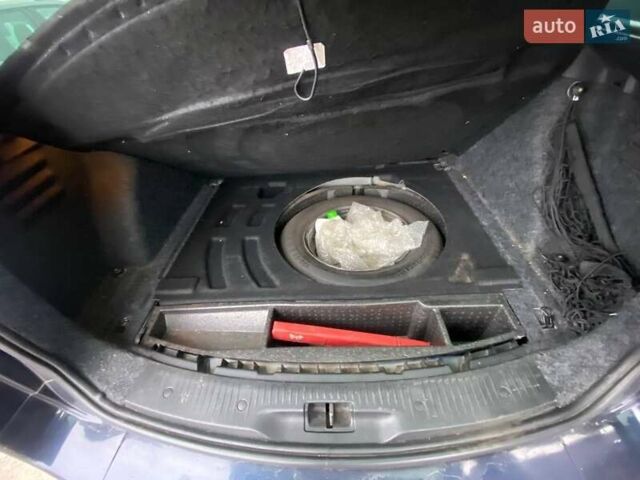 Синій Рено Меган, об'ємом двигуна 1.5 л та пробігом 400 тис. км за 4900 $, фото 11 на Automoto.ua