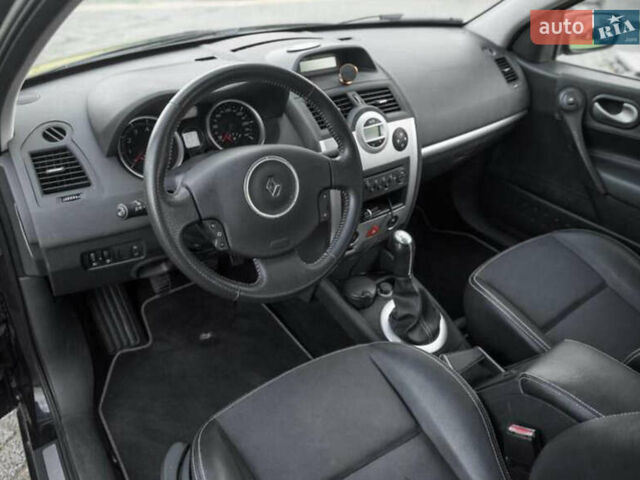Синий Рено Меган, объемом двигателя 1.6 л и пробегом 150 тыс. км за 6200 $, фото 8 на Automoto.ua