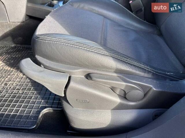 Синий Рено Меган, объемом двигателя 1.6 л и пробегом 206 тыс. км за 6200 $, фото 34 на Automoto.ua