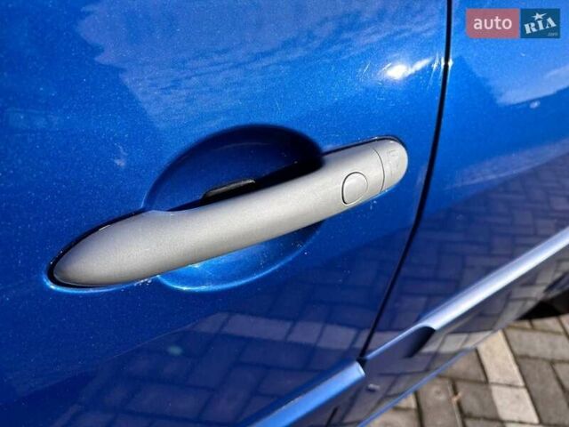 Синий Рено Меган, объемом двигателя 1.6 л и пробегом 206 тыс. км за 6200 $, фото 15 на Automoto.ua