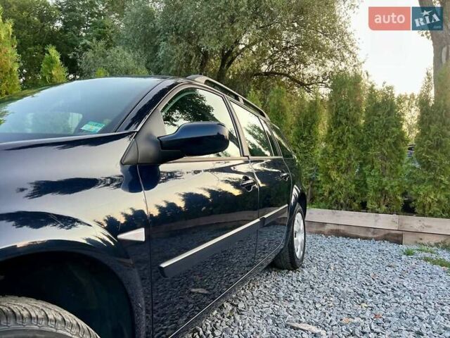 Синий Рено Меган, объемом двигателя 1.6 л и пробегом 212 тыс. км за 5600 $, фото 23 на Automoto.ua