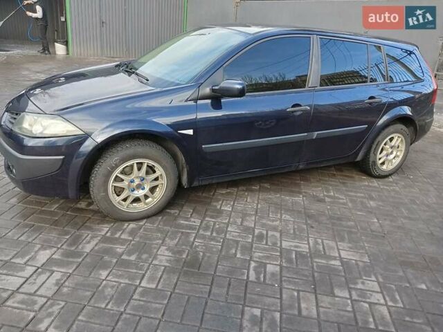 Синий Рено Меган, объемом двигателя 1.46 л и пробегом 300 тыс. км за 5279 $, фото 16 на Automoto.ua