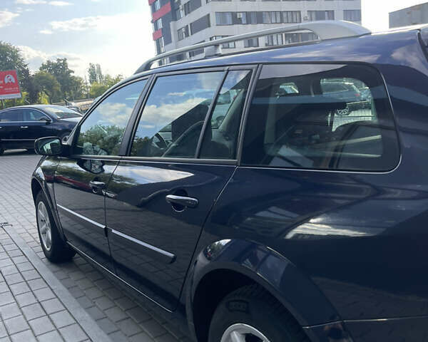 Синий Рено Меган, объемом двигателя 1.6 л и пробегом 216 тыс. км за 6200 $, фото 8 на Automoto.ua