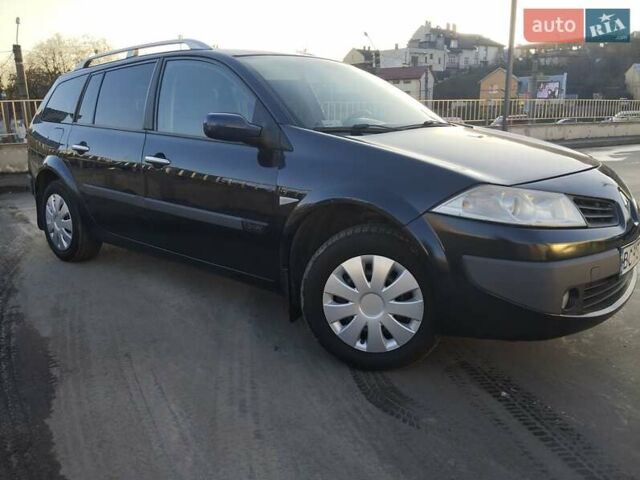 Синий Рено Меган, объемом двигателя 1.6 л и пробегом 263 тыс. км за 4290 $, фото 4 на Automoto.ua