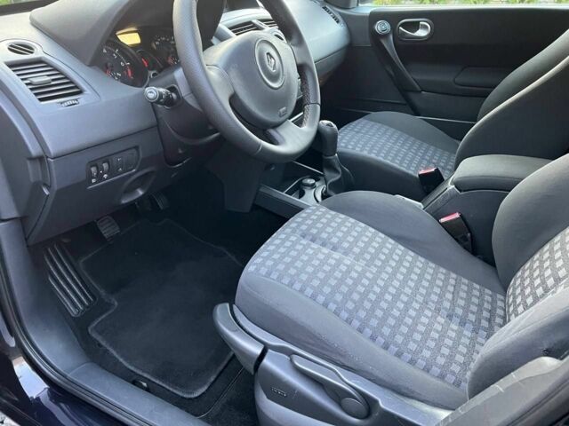 Синий Рено Меган, объемом двигателя 0 л и пробегом 212 тыс. км за 5300 $, фото 13 на Automoto.ua