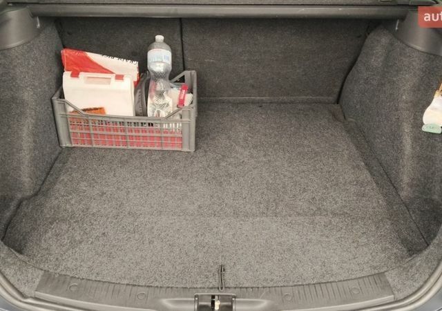 Синій Рено Меган, об'ємом двигуна 1.46 л та пробігом 383 тис. км за 5550 $, фото 6 на Automoto.ua