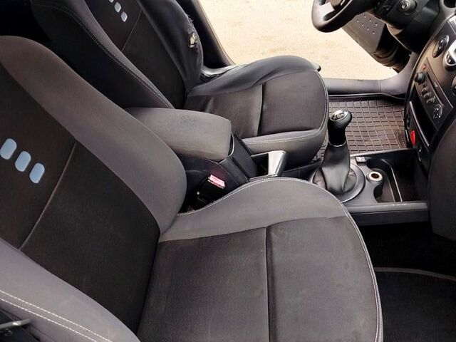 Синий Рено Меган, объемом двигателя 1.6 л и пробегом 420 тыс. км за 4500 $, фото 9 на Automoto.ua