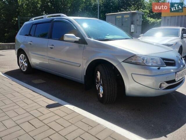 Синий Рено Меган, объемом двигателя 1.6 л и пробегом 266 тыс. км за 5800 $, фото 10 на Automoto.ua