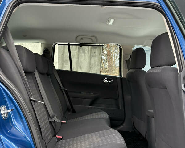 Синий Рено Меган, объемом двигателя 1.6 л и пробегом 215 тыс. км за 5800 $, фото 31 на Automoto.ua