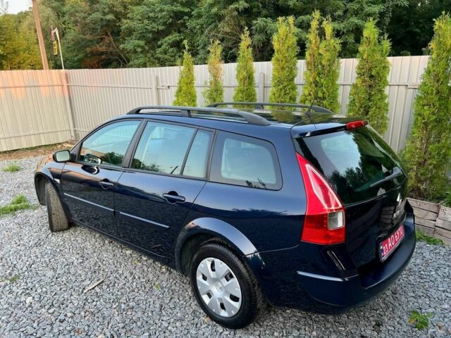 Синий Рено Меган, объемом двигателя 0 л и пробегом 212 тыс. км за 5300 $, фото 2 на Automoto.ua