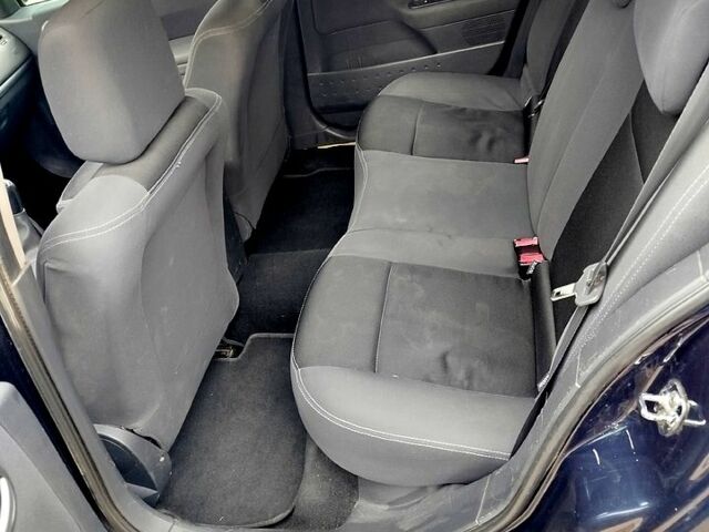 Синий Рено Меган, объемом двигателя 1.6 л и пробегом 420 тыс. км за 4500 $, фото 5 на Automoto.ua