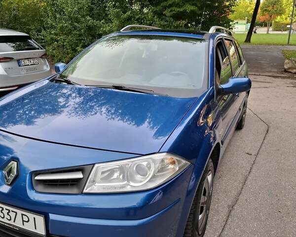 Синий Рено Меган, объемом двигателя 1.6 л и пробегом 228 тыс. км за 5500 $, фото 13 на Automoto.ua