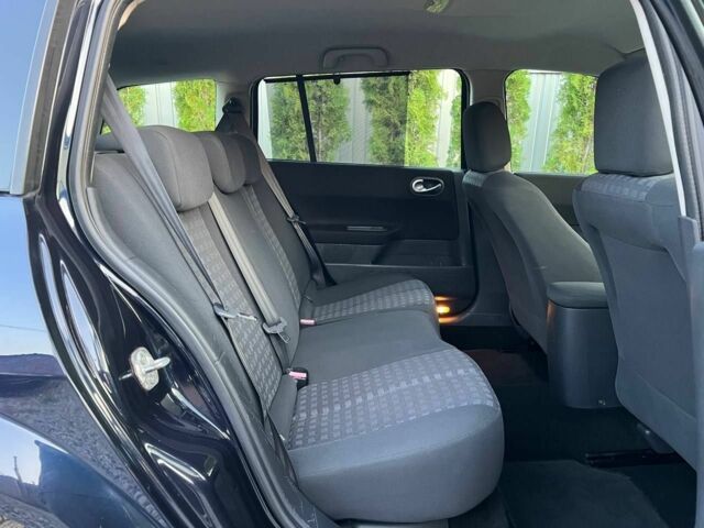 Синий Рено Меган, объемом двигателя 0 л и пробегом 212 тыс. км за 5300 $, фото 16 на Automoto.ua