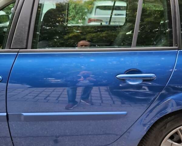 Синий Рено Меган, объемом двигателя 1.6 л и пробегом 228 тыс. км за 5500 $, фото 5 на Automoto.ua