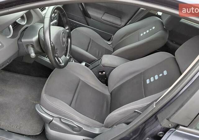 Синий Рено Меган, объемом двигателя 1.5 л и пробегом 244 тыс. км за 4900 $, фото 17 на Automoto.ua