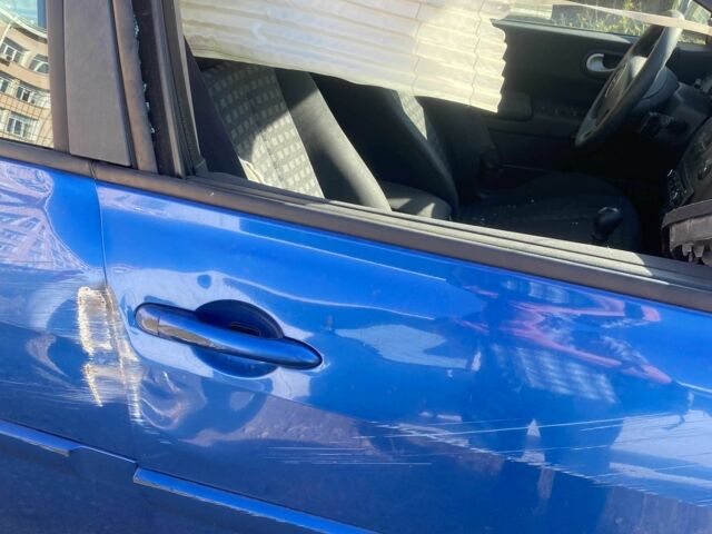 Синий Рено Меган, объемом двигателя 1.9 л и пробегом 397 тыс. км за 1120 $, фото 6 на Automoto.ua