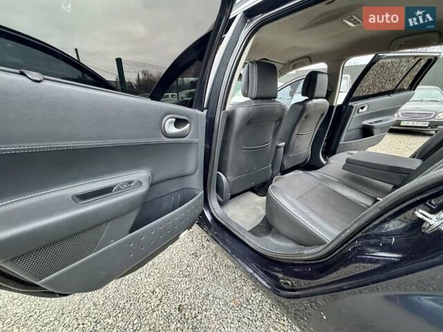 Синий Рено Меган, объемом двигателя 1.46 л и пробегом 392 тыс. км за 4799 $, фото 25 на Automoto.ua