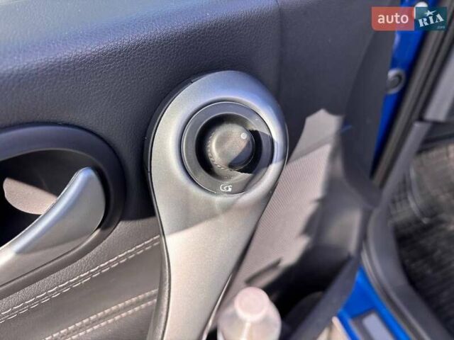 Синий Рено Меган, объемом двигателя 1.6 л и пробегом 206 тыс. км за 6200 $, фото 39 на Automoto.ua