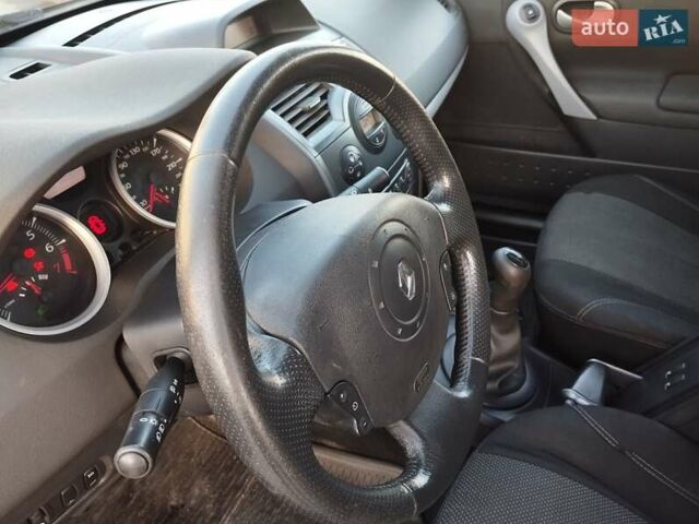 Синій Рено Меган, об'ємом двигуна 1.6 л та пробігом 263 тис. км за 4390 $, фото 20 на Automoto.ua