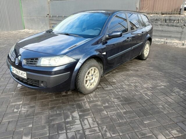 Синий Рено Меган, объемом двигателя 1.5 л и пробегом 300 тыс. км за 5000 $, фото 7 на Automoto.ua