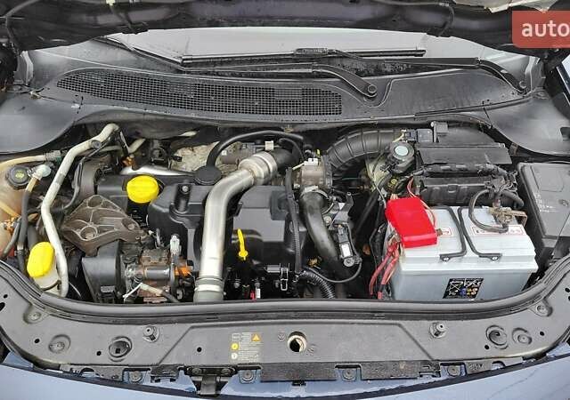 Синий Рено Меган, объемом двигателя 1.5 л и пробегом 244 тыс. км за 4900 $, фото 25 на Automoto.ua