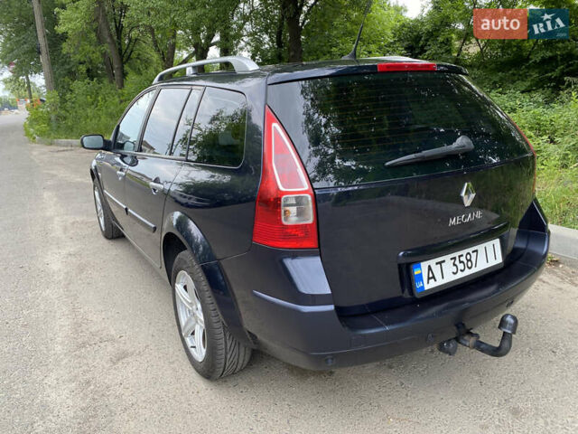 Синий Рено Меган, объемом двигателя 1.6 л и пробегом 274 тыс. км за 6100 $, фото 4 на Automoto.ua