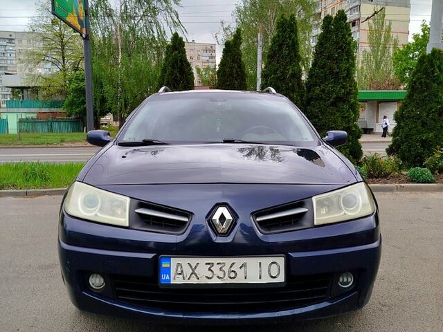 Синий Рено Меган, объемом двигателя 1.6 л и пробегом 420 тыс. км за 4500 $, фото 1 на Automoto.ua