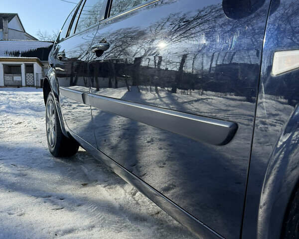 Синій Рено Меган, об'ємом двигуна 1.6 л та пробігом 225 тис. км за 5999 $, фото 131 на Automoto.ua