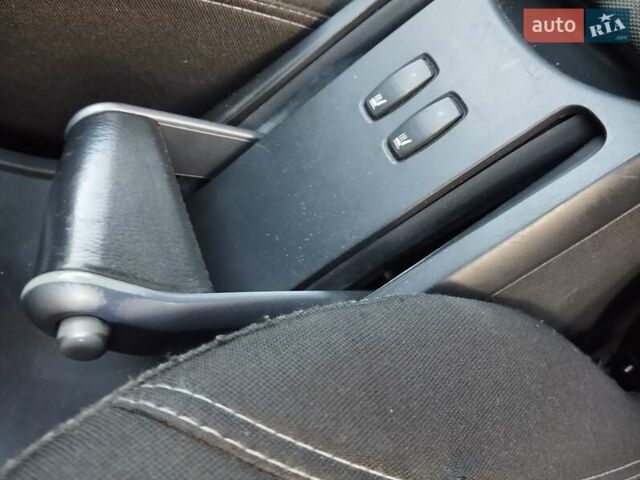 Синий Рено Меган, объемом двигателя 1.6 л и пробегом 263 тыс. км за 4190 $, фото 21 на Automoto.ua