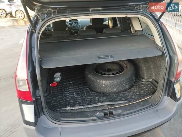 Синий Рено Меган, объемом двигателя 1.6 л и пробегом 263 тыс. км за 4190 $, фото 23 на Automoto.ua