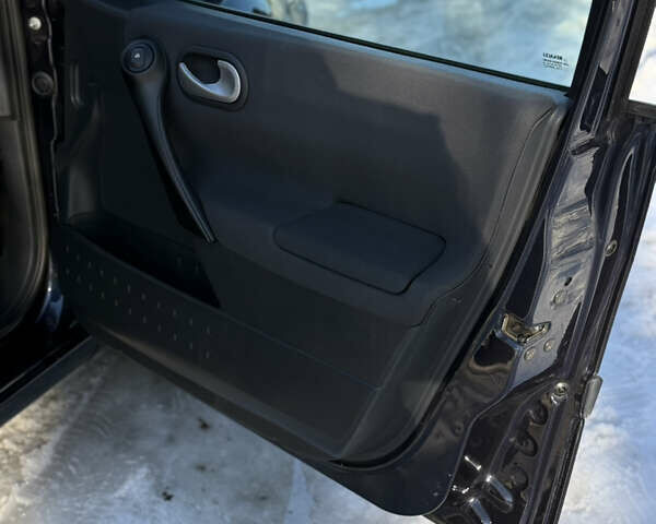 Синій Рено Меган, об'ємом двигуна 1.6 л та пробігом 225 тис. км за 5999 $, фото 98 на Automoto.ua