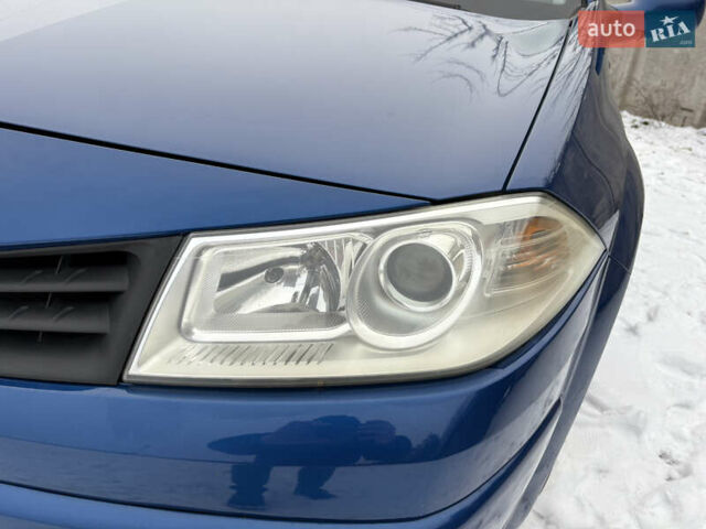 Синій Рено Меган, об'ємом двигуна 1.6 л та пробігом 215 тис. км за 5700 $, фото 47 на Automoto.ua