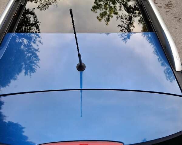 Синий Рено Меган, объемом двигателя 1.6 л и пробегом 228 тыс. км за 5500 $, фото 4 на Automoto.ua