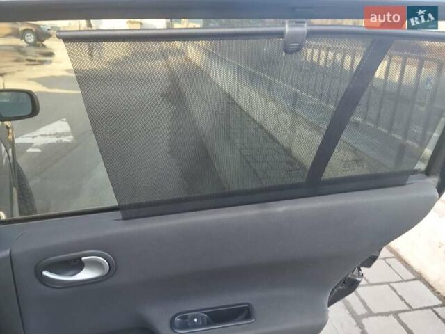 Синий Рено Меган, объемом двигателя 1.6 л и пробегом 263 тыс. км за 4190 $, фото 20 на Automoto.ua