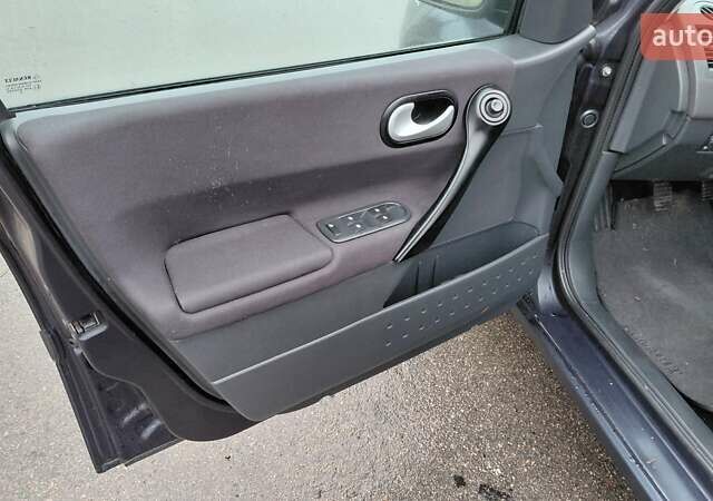 Синий Рено Меган, объемом двигателя 1.5 л и пробегом 244 тыс. км за 4900 $, фото 18 на Automoto.ua