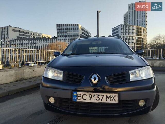 Синий Рено Меган, объемом двигателя 1.6 л и пробегом 263 тыс. км за 4290 $, фото 5 на Automoto.ua