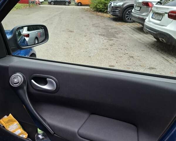 Синий Рено Меган, объемом двигателя 1.6 л и пробегом 228 тыс. км за 5500 $, фото 15 на Automoto.ua