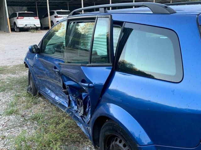 Синий Рено Меган, объемом двигателя 1.9 л и пробегом 397 тыс. км за 1120 $, фото 1 на Automoto.ua