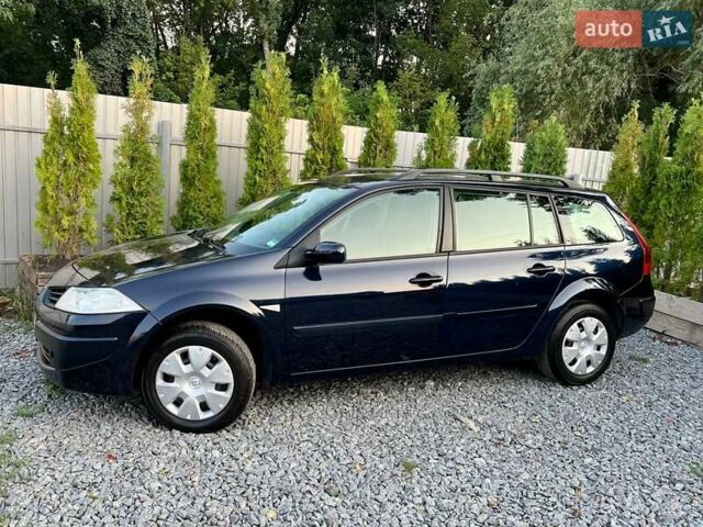 Синий Рено Меган, объемом двигателя 1.6 л и пробегом 212 тыс. км за 5600 $, фото 18 на Automoto.ua